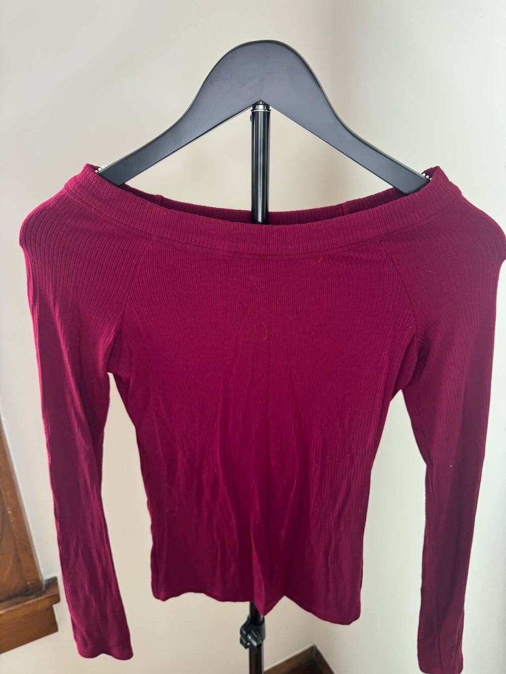 LOFT Burgundy Off Shoulder Ribbed Long Sleeve Top XS